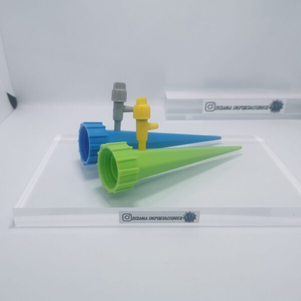 estacas para riego por goteo